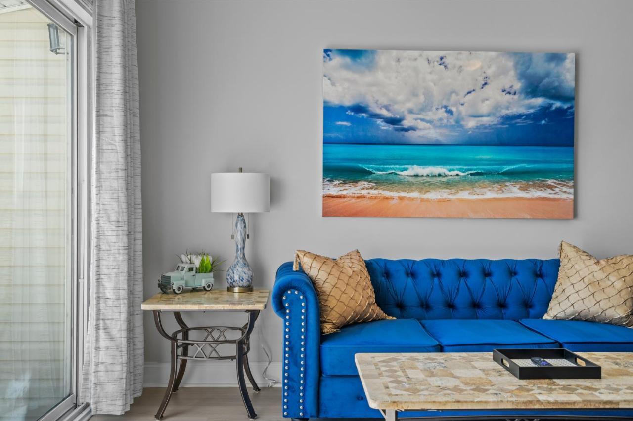 ☆Live On The Water! Lake Palmetto Palm W/ Patio - 10Min To Downtown & Beaches☆ チャールストン エクステリア 写真