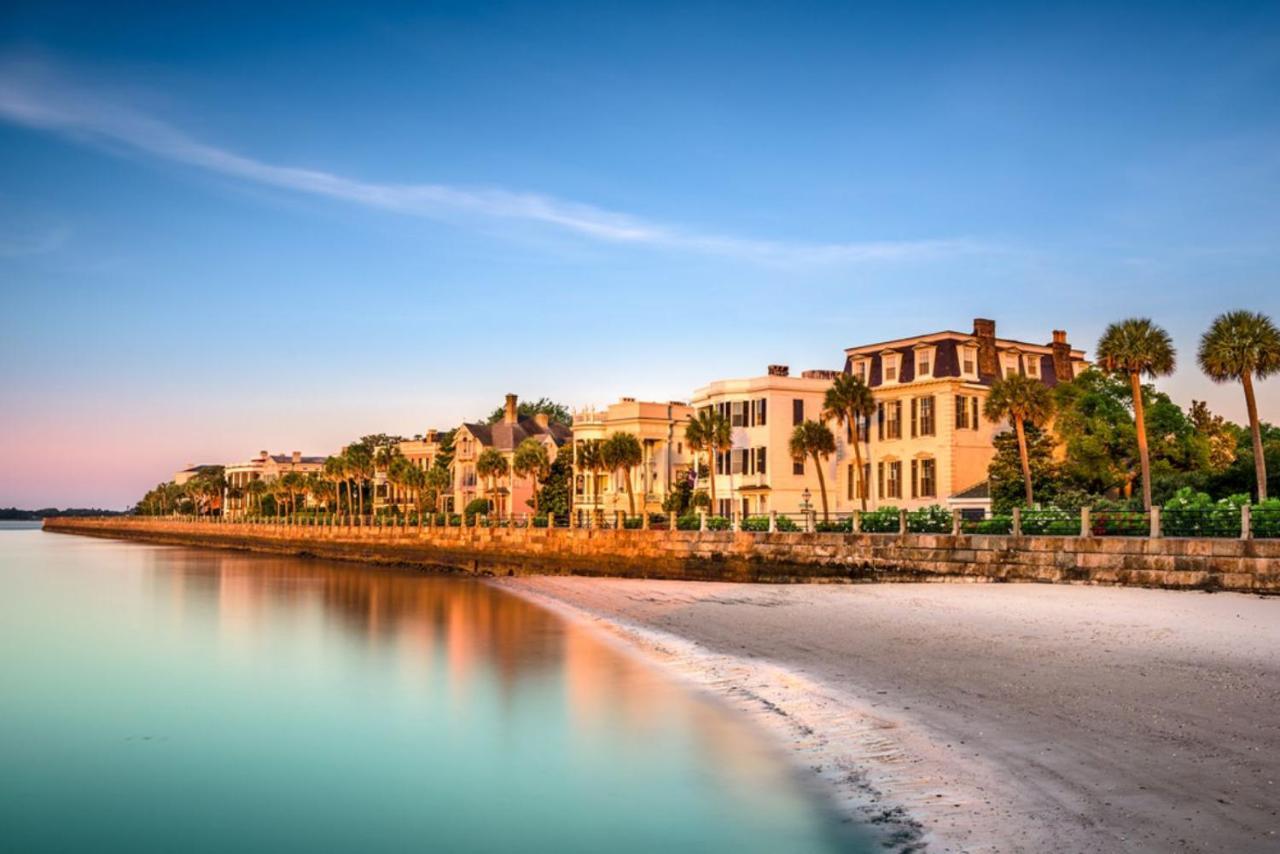 ☆Live On The Water! Lake Palmetto Palm W/ Patio - 10Min To Downtown & Beaches☆ チャールストン エクステリア 写真